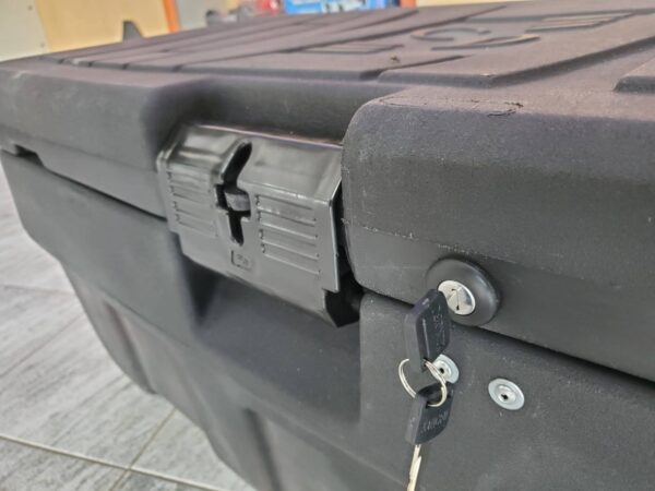 Baul de herramientas con cerradura - Imagen 3